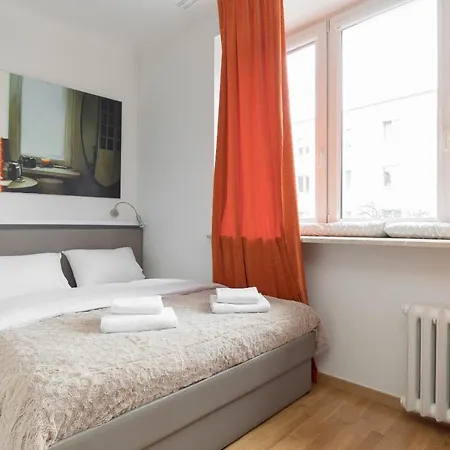 Apartament Orange Mirror Fantasious *