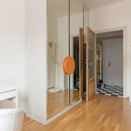 Apartament Orange Mirror Fantasious